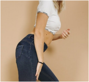 How to hide belly fat in jeans